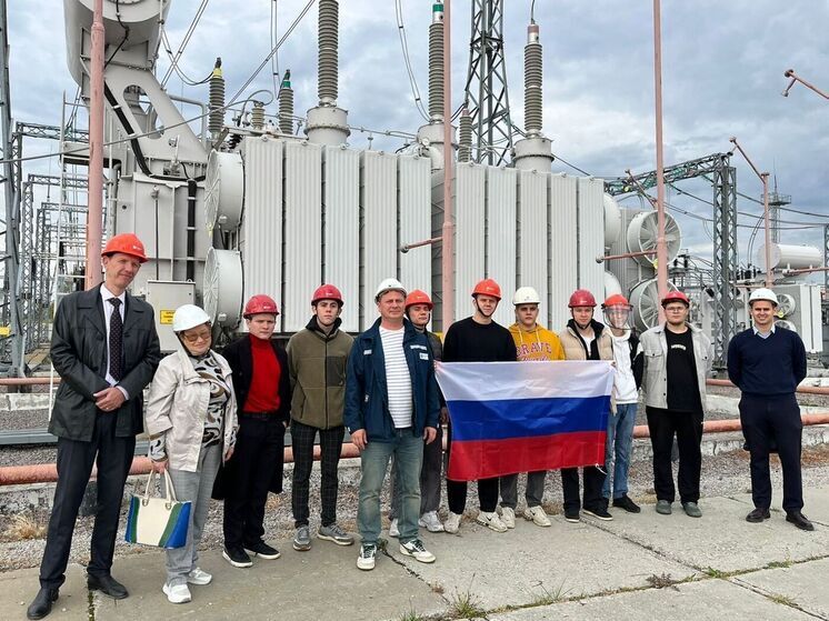 Студенты Пензенского госуниверситета ознакомились с работой ключевой подстанции региона
