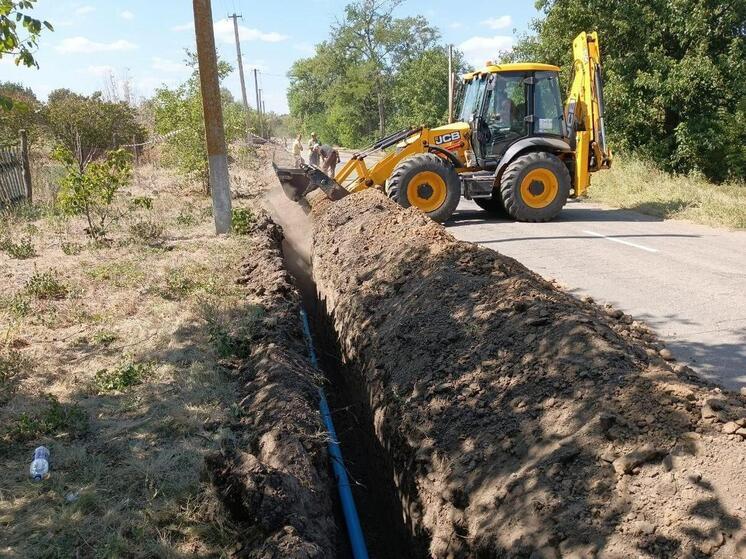 В запорожском селе Светлодолинское завершается замена сети водопровода