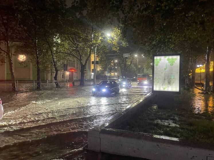 В Махачкале за ночь выпала месячная норма осадков
