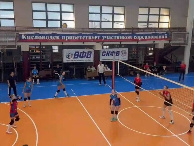 Более 100 юных волейболисток борются за Кубок главы Кисловодска