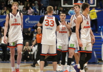 Город Пермь – это точка отсчета, где баскетбол в нашей стране перешёл от советского к российскому. Знаменитый тогда «Урал-Грейт» стал флагманом нового баскета. Было это ещё в 90-х, когда нашему баскетболу было особенно трудно. Здесь на авансцену вышли пермяки, показавшие, что значит новое видение баскетбольной команды. Впрочем, и сейчас главный тренер «Пармы» Евгений Пашутин говорит, что Пермь – центр российского баскетбола. Предстоящий сезон даст хорошую возможность это проверить. 