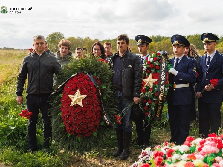 В Тосненском районе прошла церемония захоронения останков 117 воинов ВОВ