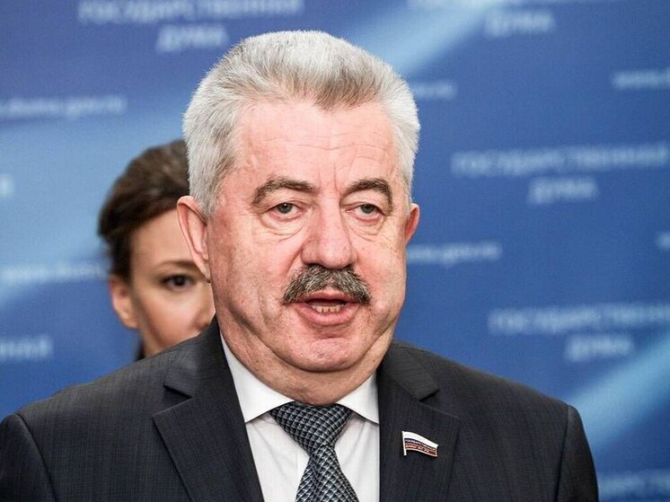 Водолацкий: молодежи Донбасса и Новороссии ускоряли выдачу паспортов для поступления