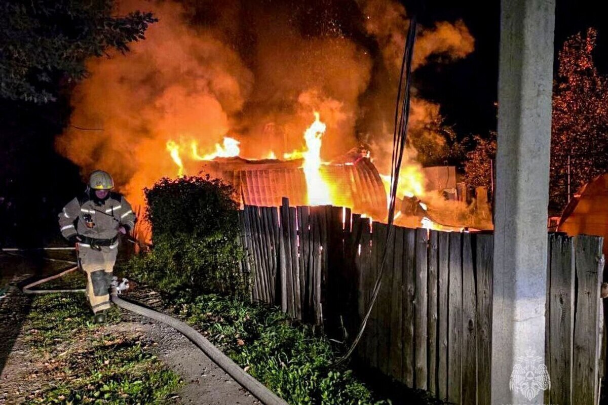 За сутки в Курганской области ликвидировали шесть пожаров