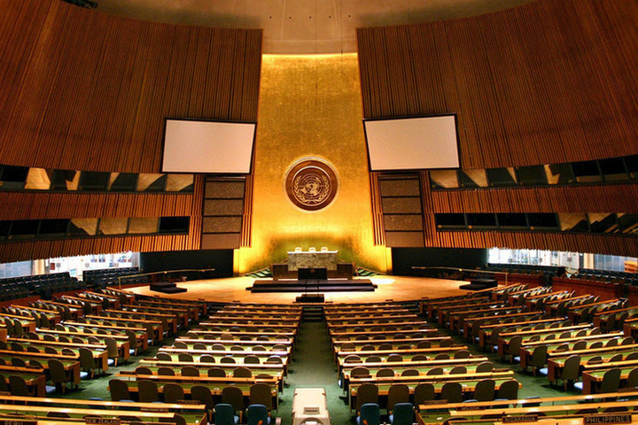 Бразилия опрокинула США с форумом по демократии в ООН