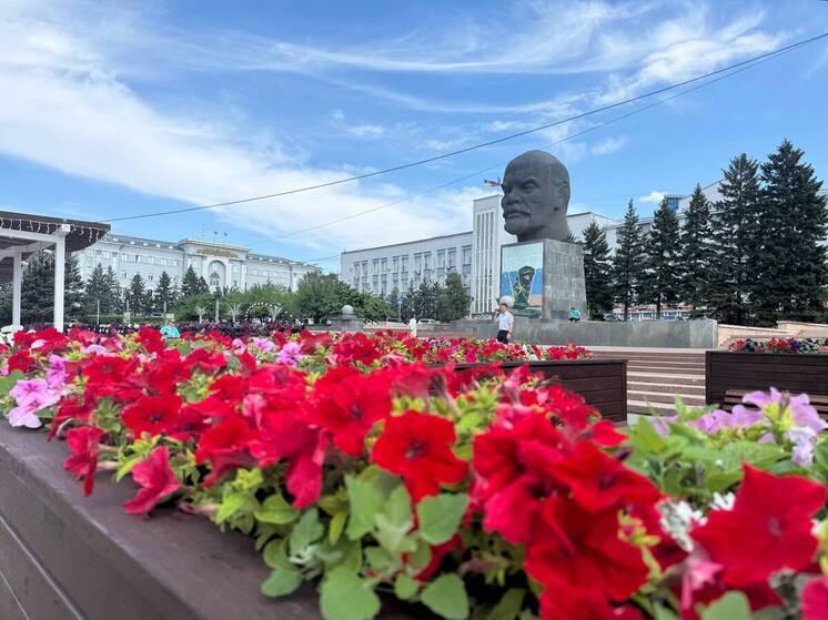 В Улан-Удэ сворачивают зону отдыха на площади Советов