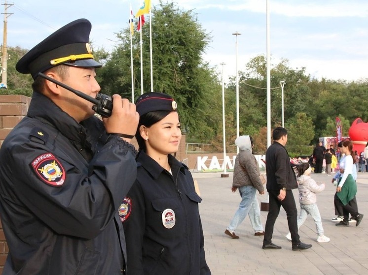Правоохранители Элисты обеспечивают порядок на дне города