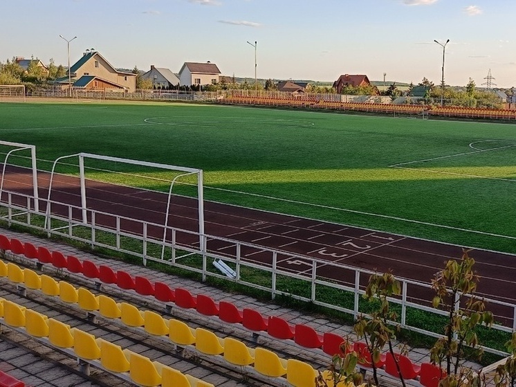 Восемьдесят спортсменов проверили свои силы на открытых республиканских соревнованиях по лёгкой атлетике ДНР