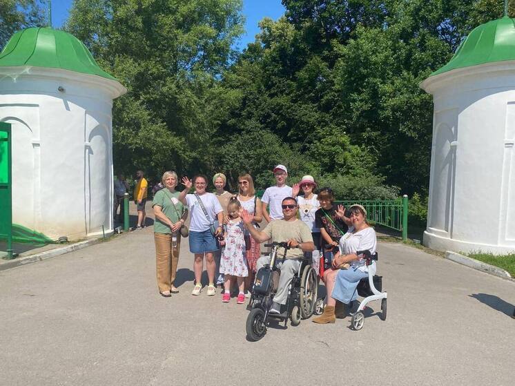 В Тульской области людей с ОВЗ на экаскурсии теперь записывает чат-бот