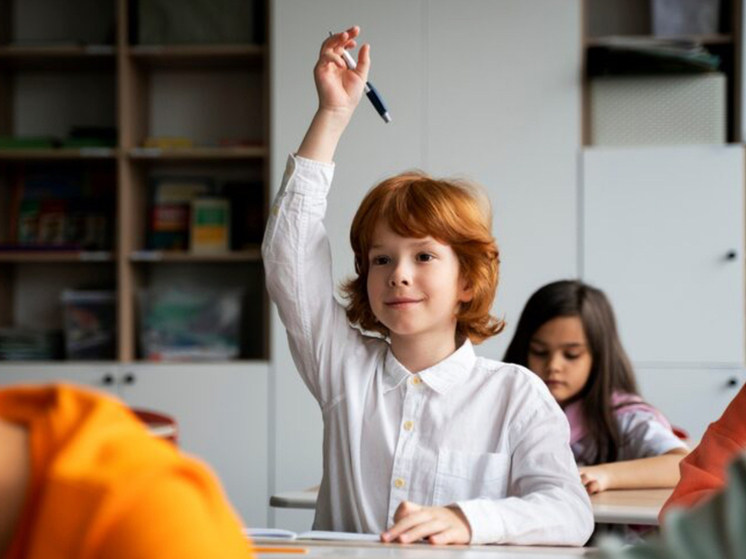 Ученик из Нолинска успешно вышел в полуфинальный этап интеллектуальной игры «Умники и умницы»