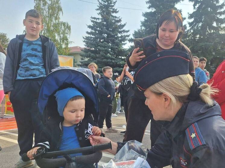 Участникам всероссийского забега в Башкирии вручили фликеры