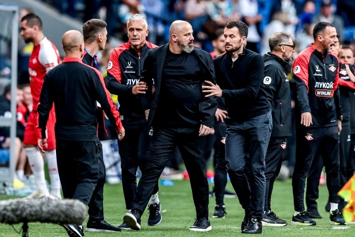Как «Спартак» будет выживать без главного тренера и почему КДК РФС пошел на беспрецедентный шаг – месяц дисквалификации