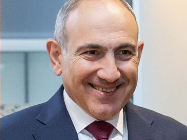 Пашинян переизбран председателем правления правящей партии