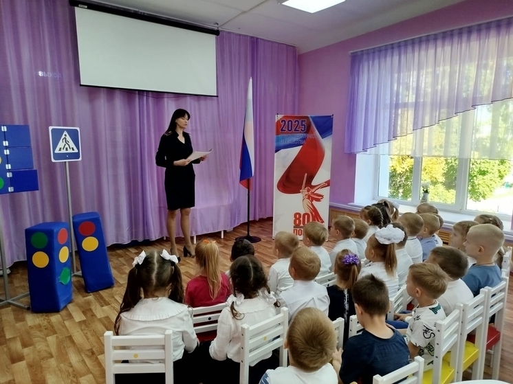 Елецкие автоинспекторы провели урок дорожной безопасности для малышей