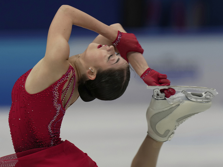 Аделия Петросян и Петр Гуменник выиграли квалификационный олимпийский турнир в одиночном катании