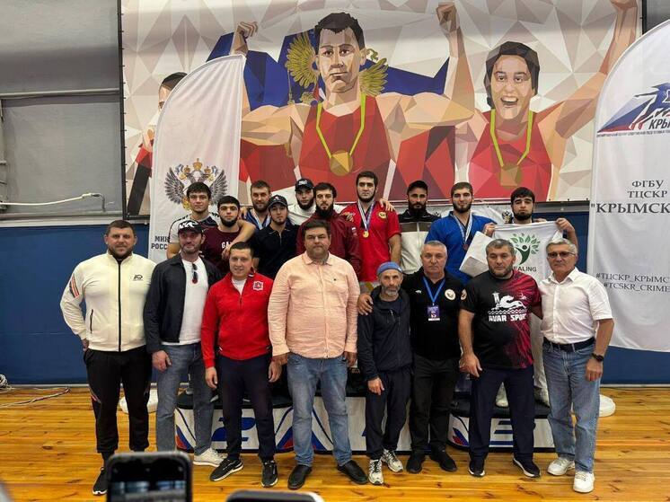 Борцы на поясах Карачаево-Черкесии завоевали 6 путевок на Кубок мира