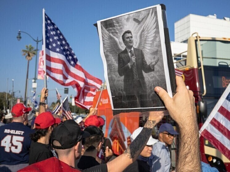 На панихиде по Кирку гости призвали к нормализации отношений с РФ