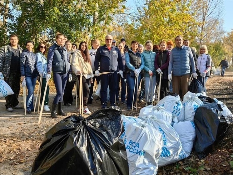 Красноярск подвел итоги общегородского субботника: более 50 тысяч горожан вышли на уборку