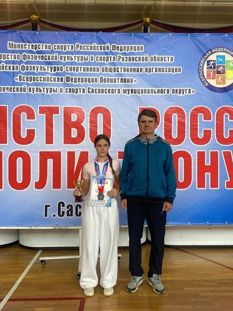 Um atleta de Bryansk ficou em segundo lugar no Campeonato Russo de Poliatlo.