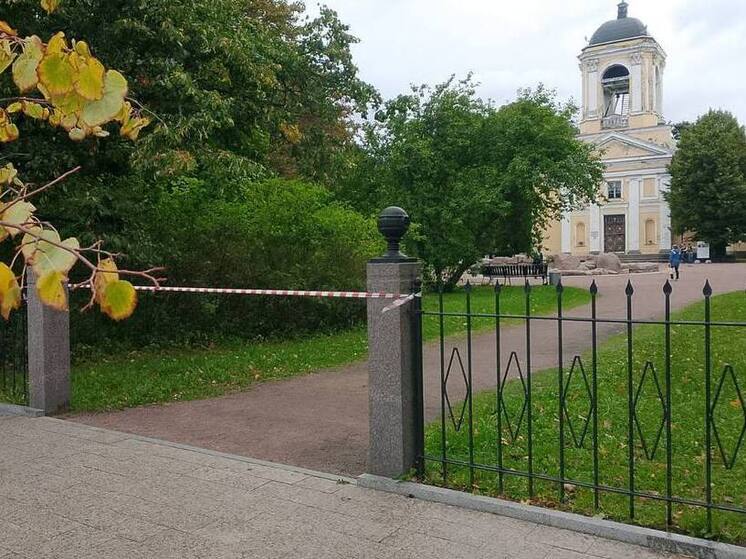 Парки и скверы в Выборге закроют на время непогоды 22 и 23 сентября