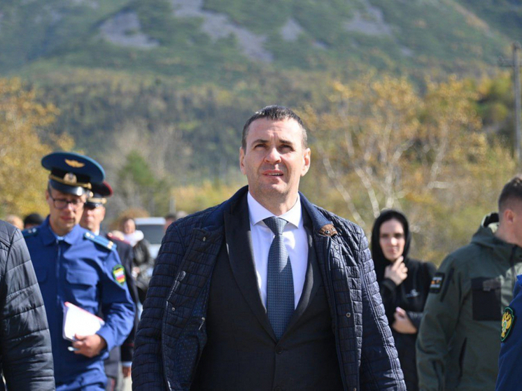 Дмитрий Демешин посетил сразу три района
Развитие северных территорий Хабаровского края — это не только вопросы экономики, но и сохранение уникального культурного наследия и социальной инфраструктуры