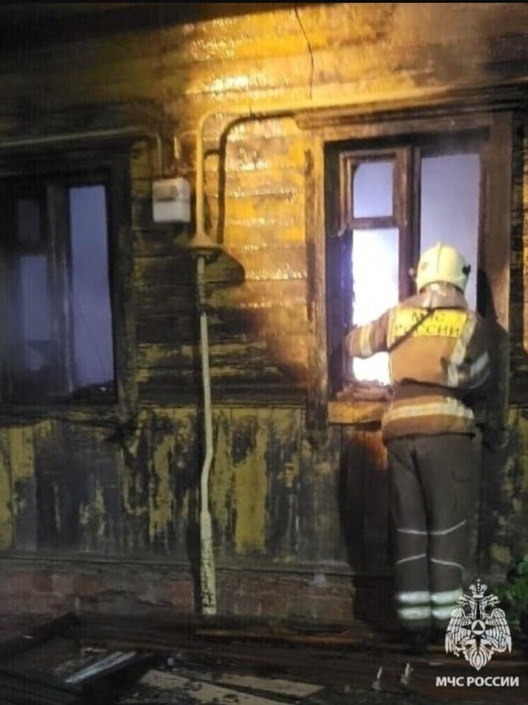 Мужчина и женщина погибли на пожаре в Орловской области