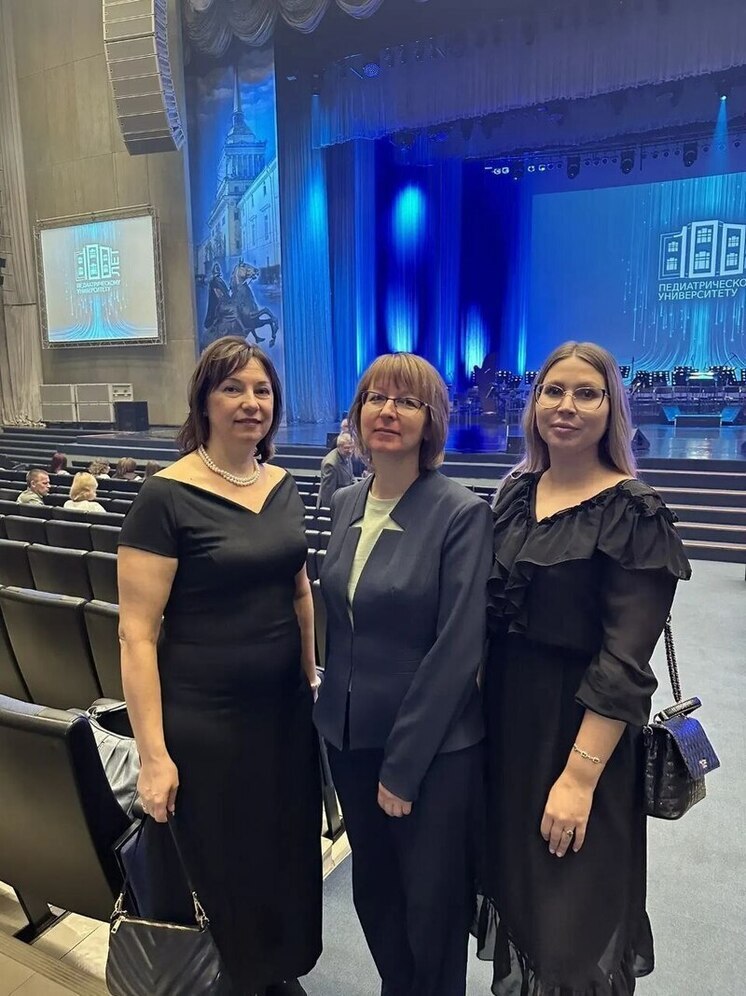 Псковские медики поздравили педиатрический университет с 100-летием