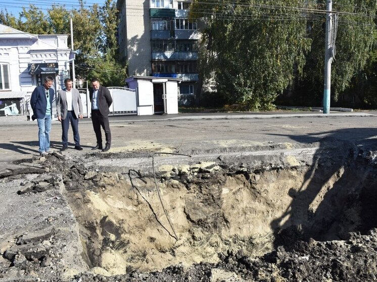 На улице Суворова в Пензе перекрыто движение: ремонт и подключение к сетям завершат к середине недели