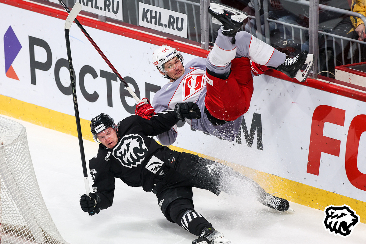 Никитин и Разин пытаются заместить Романа Ротенберга на ораторском тренерском поприще