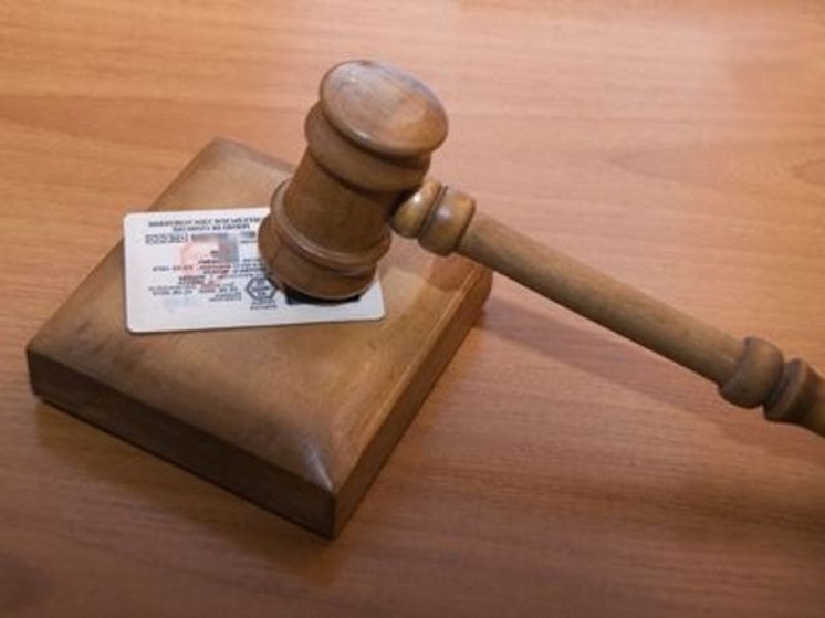 Интернет-подделка обернулась тюрьмой: житель Уварово наказан за фальшивое водительское удостоверение