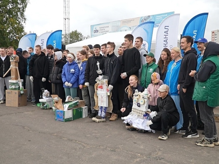 В Архангельске прошёл субботник «ЭКОВолна РВК 2.0»