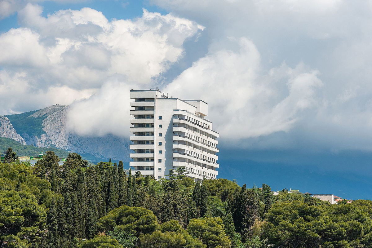 Ответ будет суровый: эксперт спрогнозировал реакцию РФ на удар по школе и санаторию в Крыму