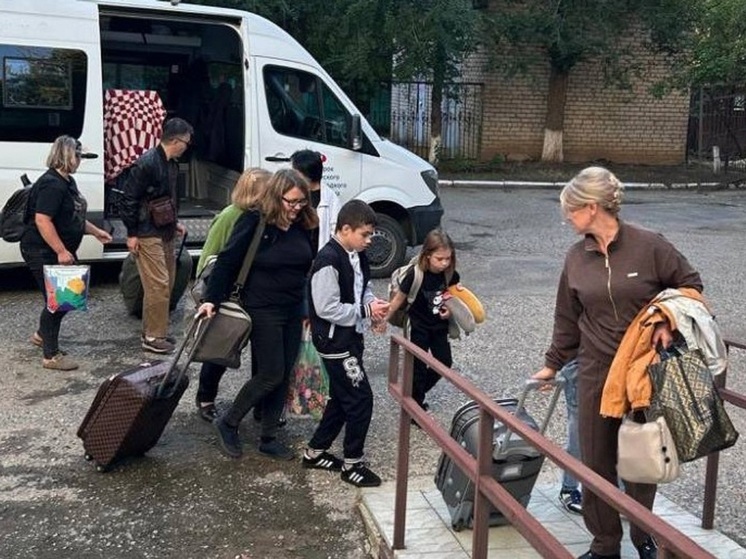 В Калмыкию на реабилитацию приехали дети из Антрацита