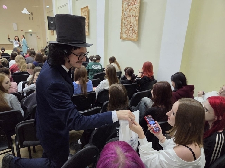 В Мурманске школьникам и студентам рассказали, как бесплатно ходить на концерты и в театры