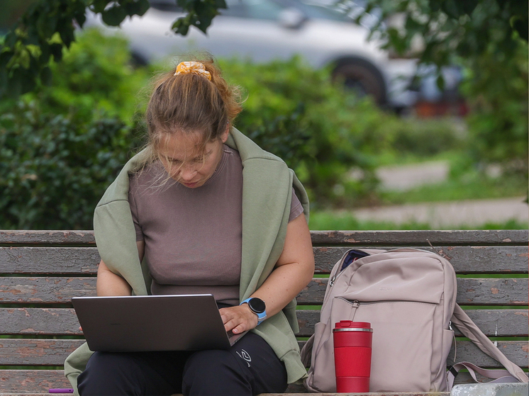 Удаленка выходит из моды: эксперты оценили плюсы и минусы дистанционной работы