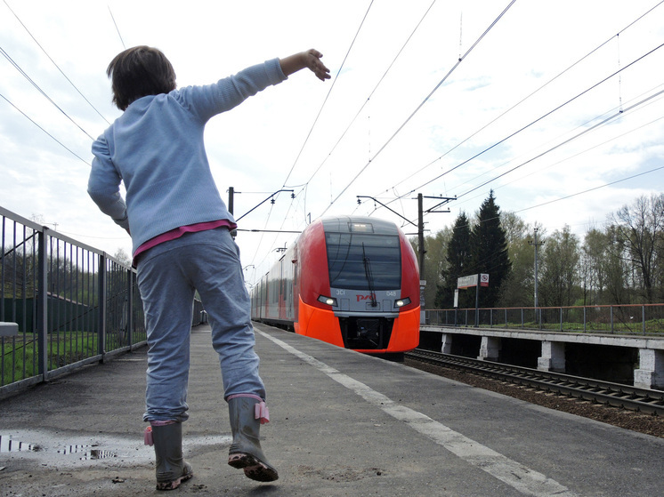 Работы на переезде ограничили движение под Малоярославцем