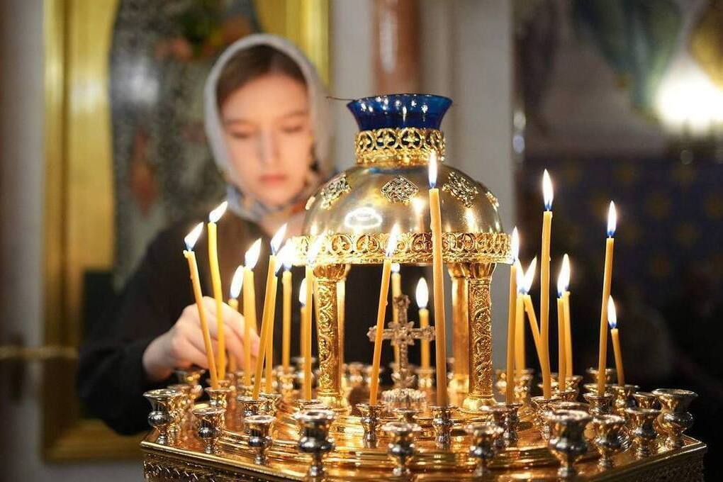 La Festa dei Santi Apostoli Pietro e Paolo: Un'Occasione di Riflessione e Celebrazione per i Cristiani Ortodossi