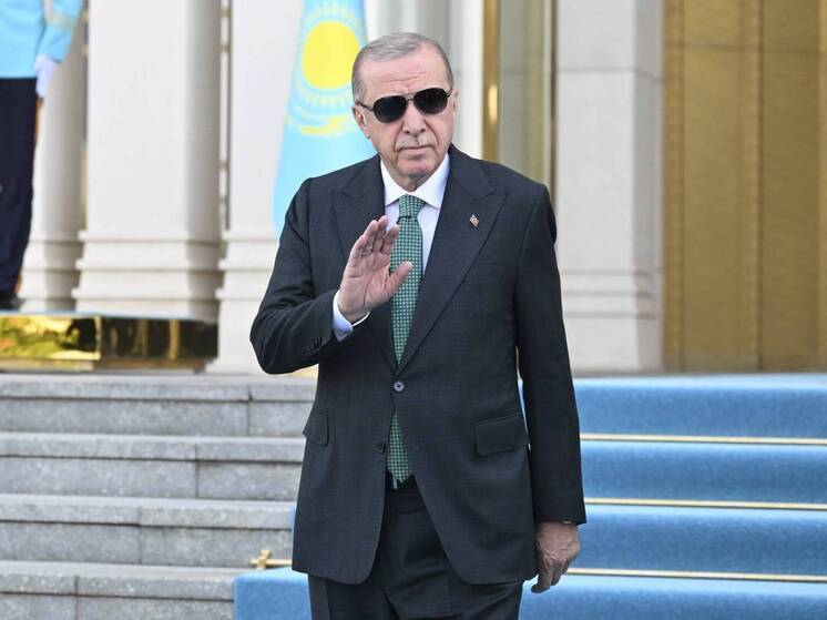 Fox News: Эрдоган заявил, что планирует обсудить с Трампом поставки истребителей F-35 и F-16