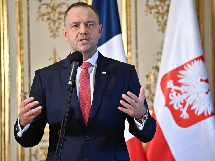 Polsat News: в США неизвестный пытался прорваться в церкви к президенту Польши Навроцкому