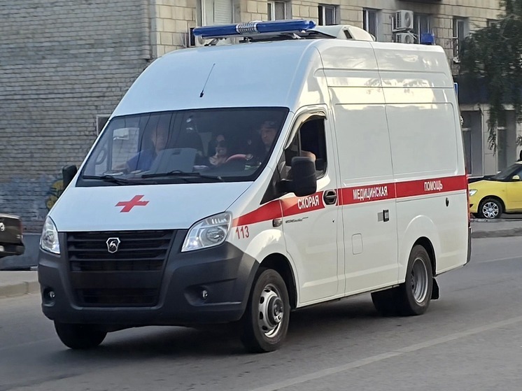 Трагедия в Энгельсе: 17-летний юноша сорвался с забора и погиб