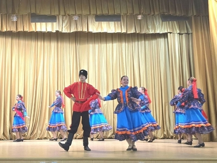 Песни, танцы, традиции: Ярцево окунулось в мир казачьей культуры