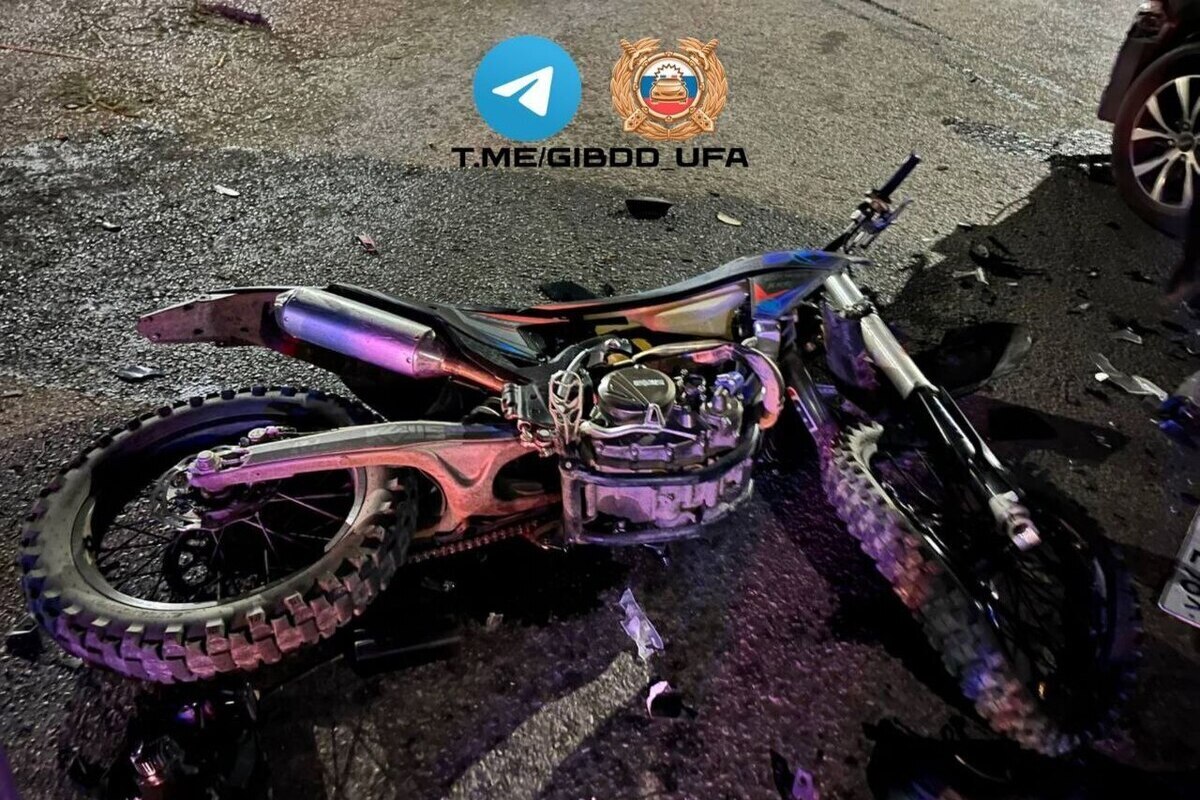 В Уфе в аварии пострадал 16-летний мальчик на мотоцикле