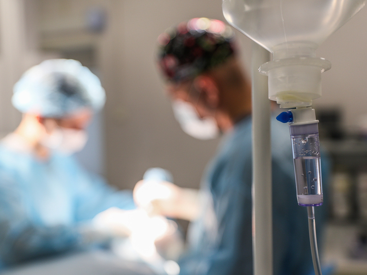 Житель Красноярска на рыбалке проглотил крючок