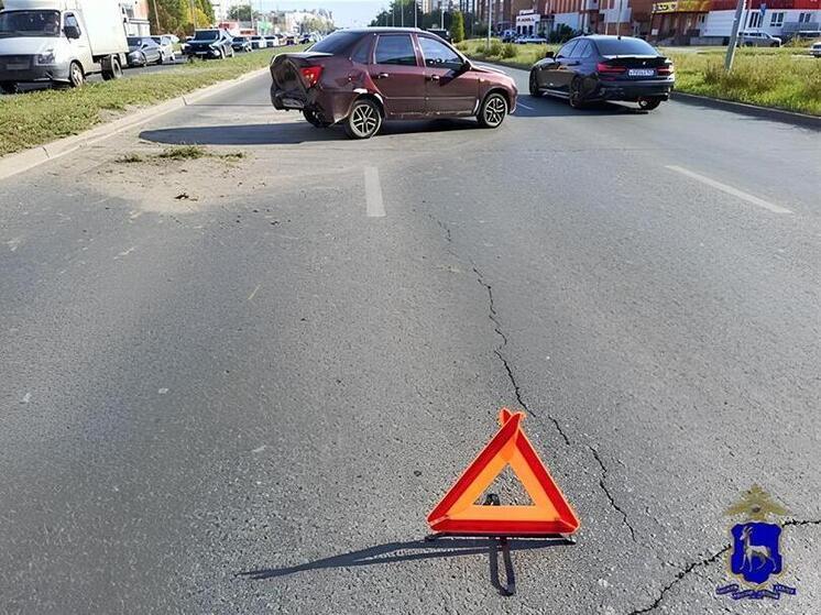 В Тольятти в результате столкновение двух автомобилей пострадал ребёнок