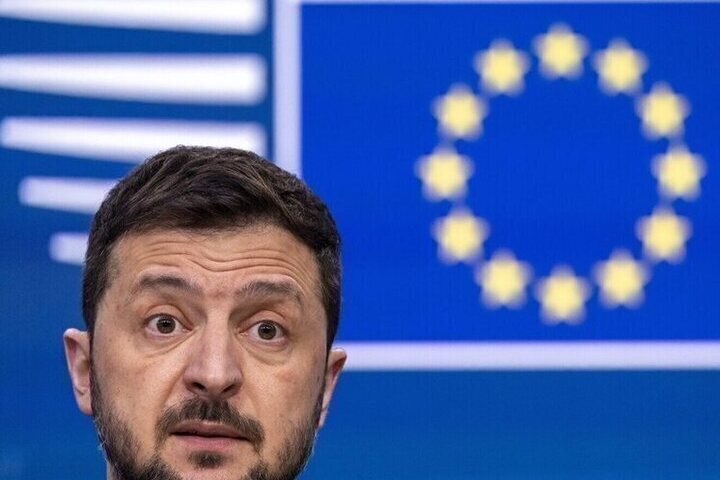 В правящей партии Украины нарастает недовольство политикой Владимира Зеленского