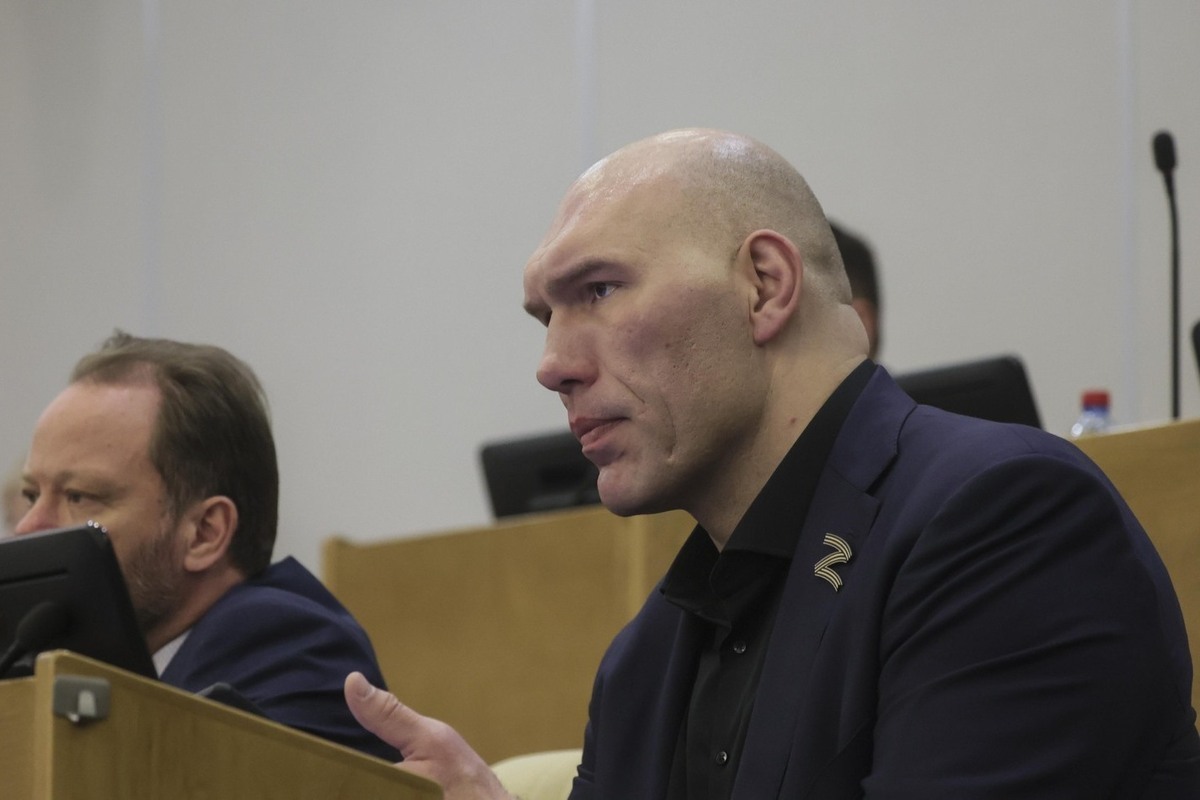 Экс-чемпион мира по боксу Валуев  раскритиковал отказ МОК отстранять Израиль