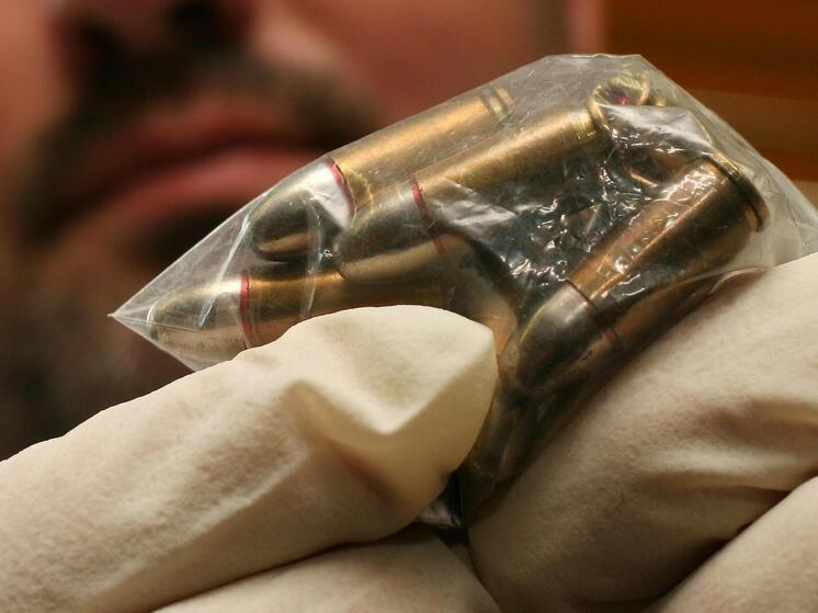 В Москве прохожий выстрелил в мужчину, просящего деньги на продукты