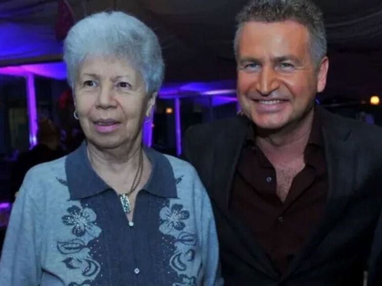 Лариса Долина надеется, что Леонид Агутин перенесет смерть мамы как можно спокойнее