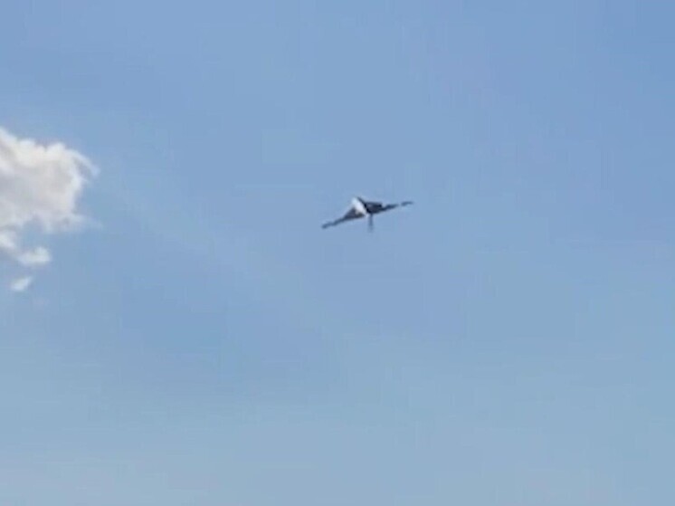 Фрагмент БПЛА упал на дом в Новой Москве