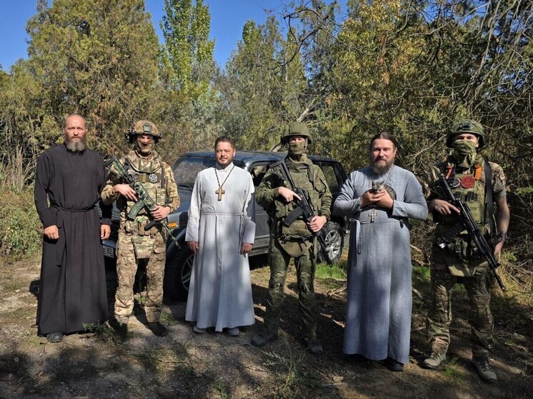 Херсонским бойцам передали гуманитарную помощь